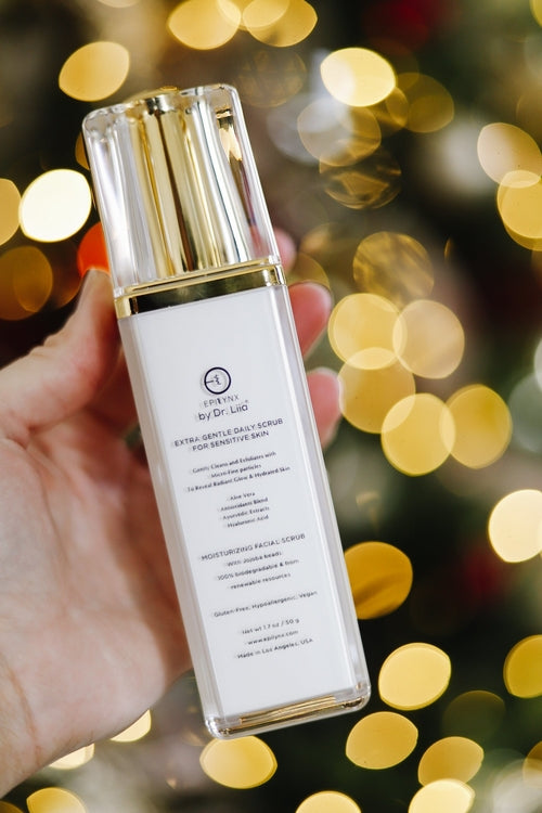 Exfoliating Face Scrub – Hyaluronic & Aloe